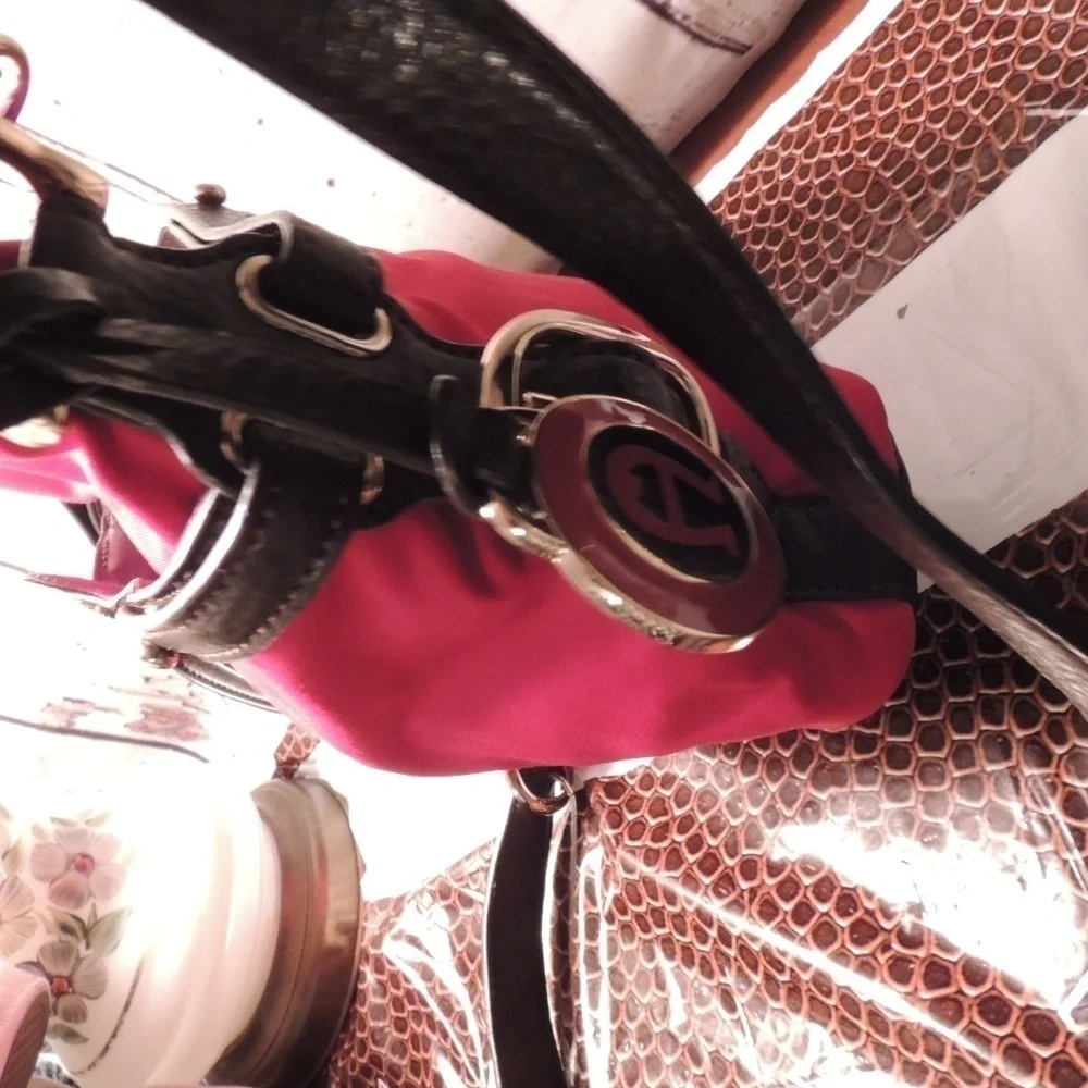 vintage 1980s small red with black trim Aigner bag